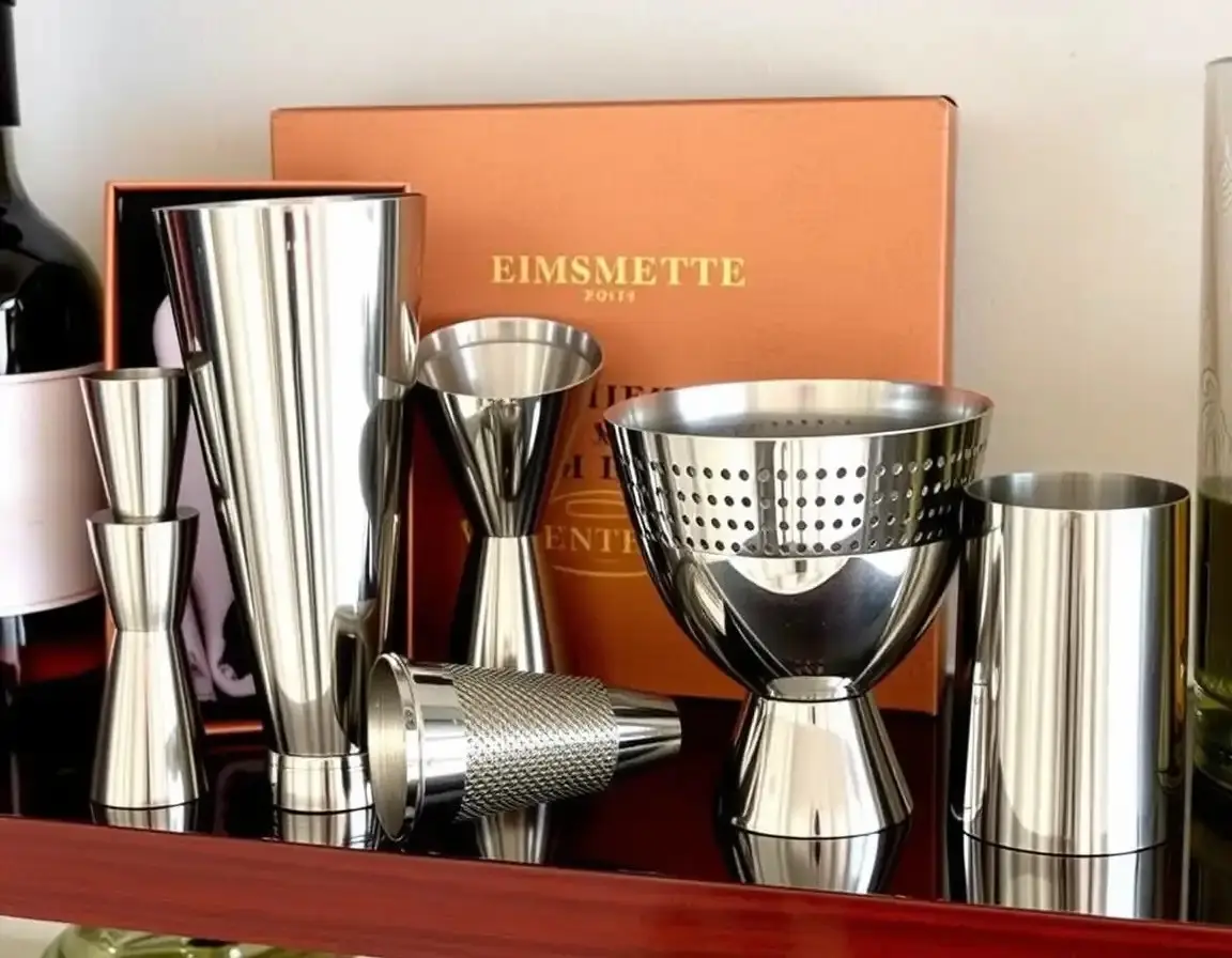 Set Attrezzi da Bar Moderno