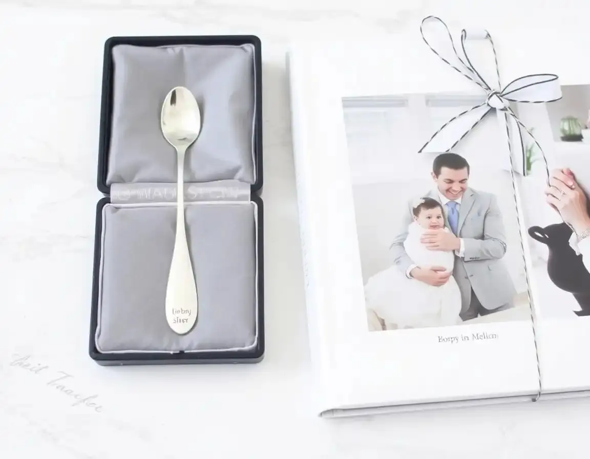 Cucchiaino da Neonato in Argento Sterling